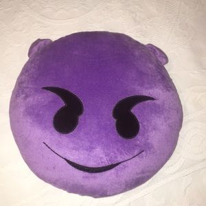 Emoji pillow